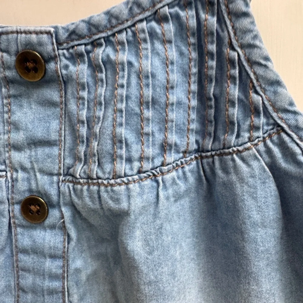 NWOT Baby GAP 3T Girls Light Blue Denim Button Down Camisole Sleeveless Blouse